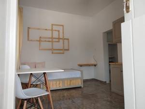Avgerinou Studios42